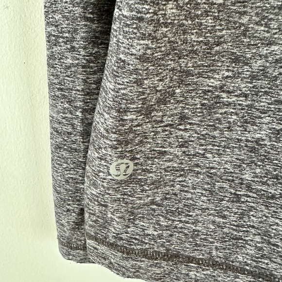 Men’s Lululemon 1/4 Zip Hoodie Small - Picture 3 of 4